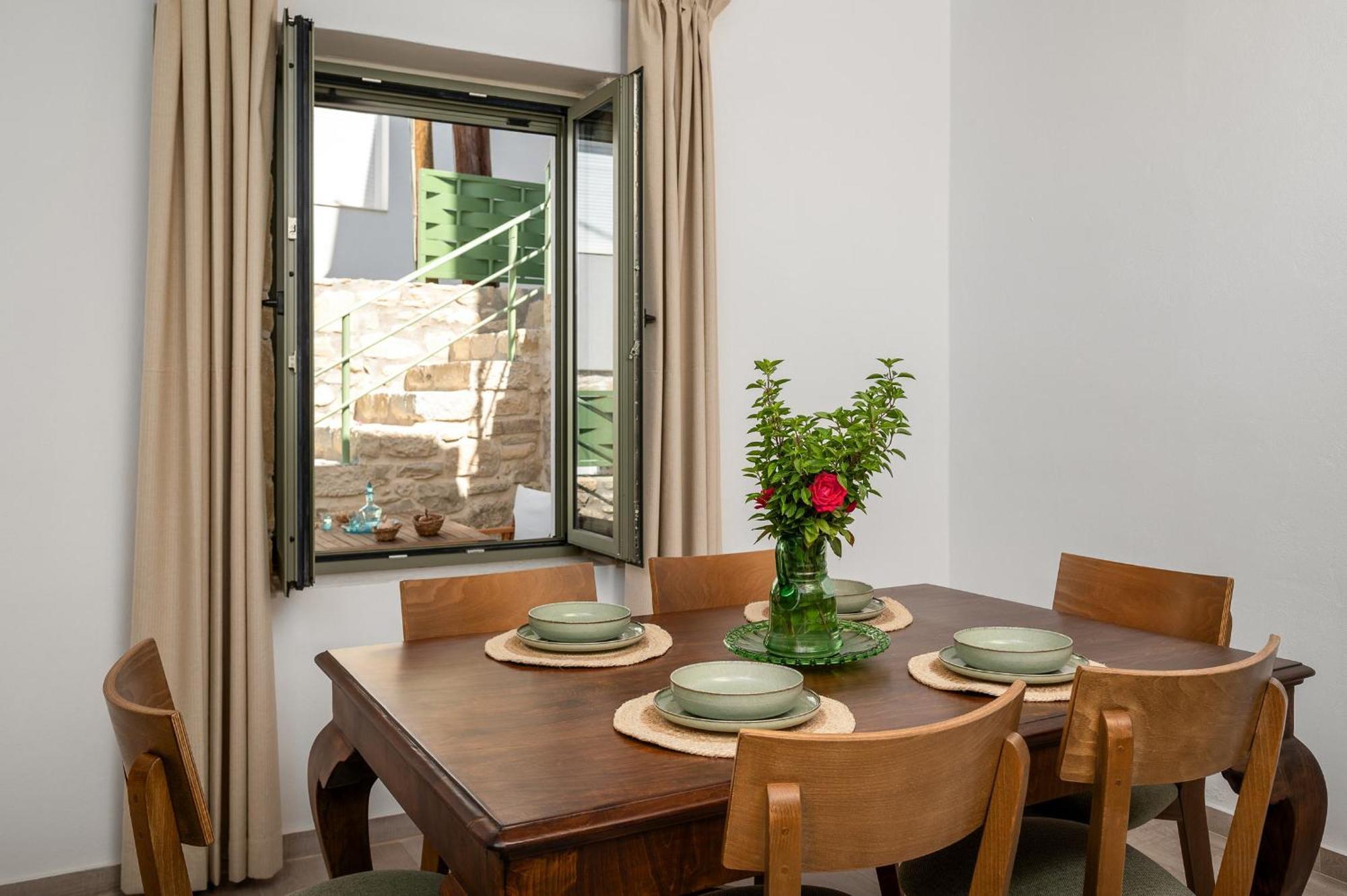 Papadia Luxury Apartments Pitsidia Exterior photo